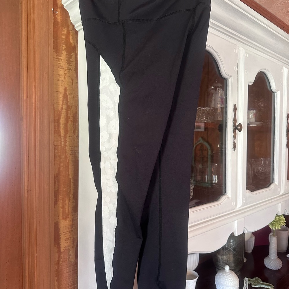 Stylish Black and White Women's Leggings